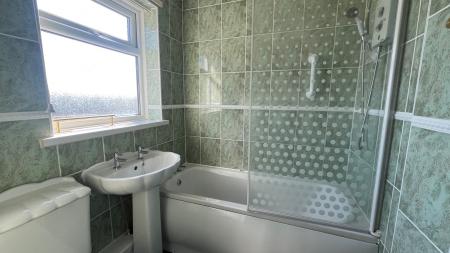 1 bedroom Flat to let in Crofton Way, South West Denton, Newcastle upon Tyne, NE15