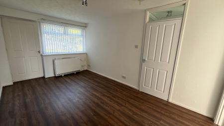 1 bedroom Flat to let in Crofton Way, South West Denton, Newcastle upon Tyne, NE15
