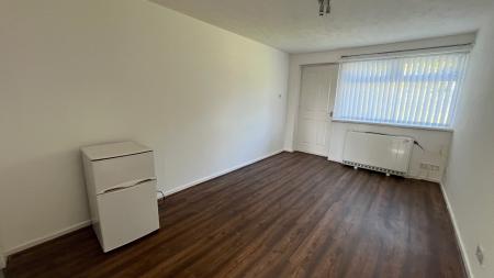 1 bedroom Flat to let in Crofton Way, South West Denton, Newcastle upon Tyne, NE15