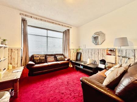 2 bedroom Flat for sale in Elton Street East, Wallsend, NE28