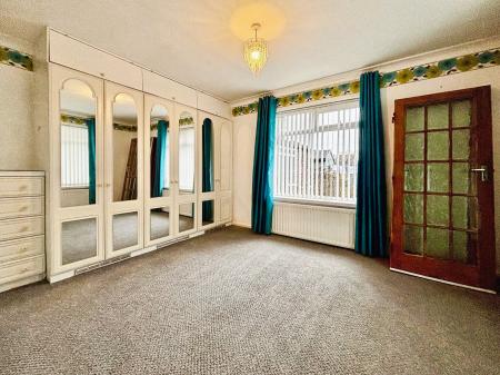 2 bedroom Semi-detached bungalow for sale in Benton Road, Benton, Newcastle upon Tyne, NE7
