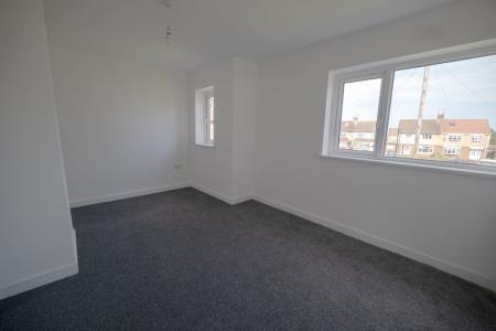 3 bedroom Semi-detached house to let in Redhill Road, Redhouse Estate, Sunderland, SR5