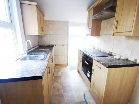 2 bedroom Flat to let in Durham Street, Wallsend, NE28