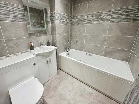 3 bedroom Semi-detached house for sale in Greenvale Avenue, Slatyford, Newcastle upon Tyne, NE5