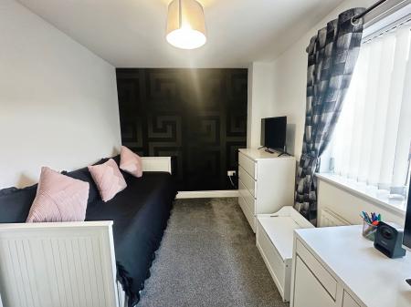 3 bedroom Semi-detached house for sale in Greenvale Avenue, Slatyford, Newcastle upon Tyne, NE5