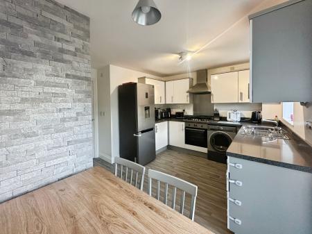 3 bedroom Semi-detached house for sale in Greenvale Avenue, Slatyford, Newcastle upon Tyne, NE5