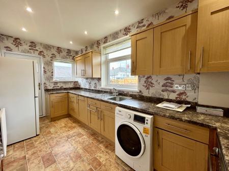 3 bedroom Bungalow to let in Broadway Villas, Newcastle upon Tyne, NE15