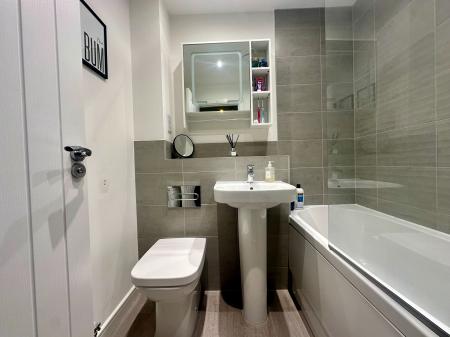 2 bedroom Semi-detached house for sale in Mallard Way, North Walbottle, Newcastle upon Tyne, NE15