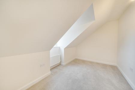 4 bedroom Town house to let in Wayfaring Avenue, Throckley, Newcastle upon Tyne, NE15