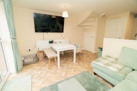 4 bedroom Town house for sale in Greenhead Drive, Walkergate, Newcastle upon Tyne, NE6