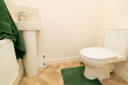 4 bedroom Town house for sale in Greenhead Drive, Walkergate, Newcastle upon Tyne, NE6