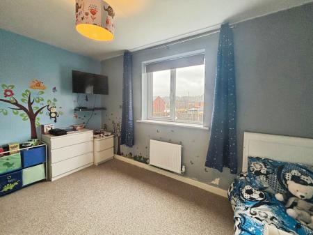 3 bedroom End of terrace house for sale in Klondyke Walk, Blaydon, NE21