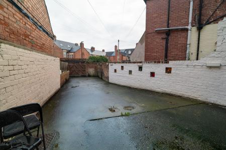 2 bedroom Flat for sale in Cromwell Terrace, North Shields, North Shields, NE29