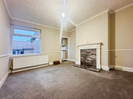 2 bedroom Flat for sale in Bavington Drive, Fenham, Newcastle upon Tyne, NE5