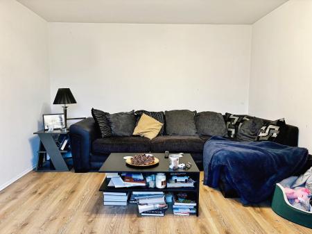 3 bedroom End of terrace house for sale in Chesters Avenue, Longbenton, Newcastle upon Tyne, NE12