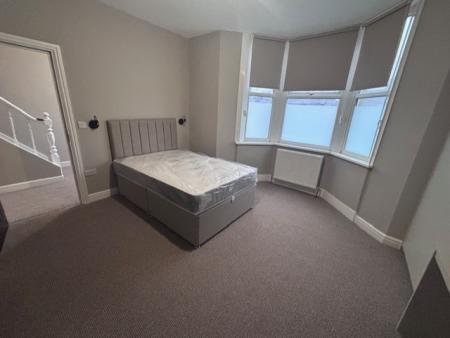 6 bedroom House of Multiple Occupation to let in The Avenue, Wallsend, NE28