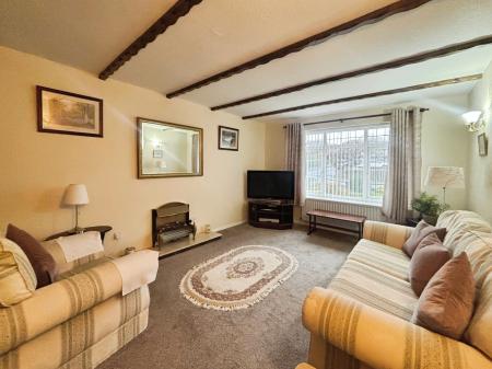 2 bedroom Semi-detached bungalow for sale in Lobelia Close, Chapel Park, Newcastle upon Tyne, NE5