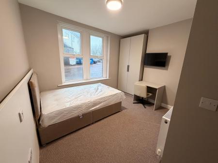 1 bedroom Flat to let in Hillfield Street, Bensham, Gateshead, NE8