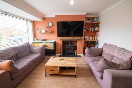 3 bedroom Semi-detached house for sale in Elsdon Avenue, Whitley Bay, NE25