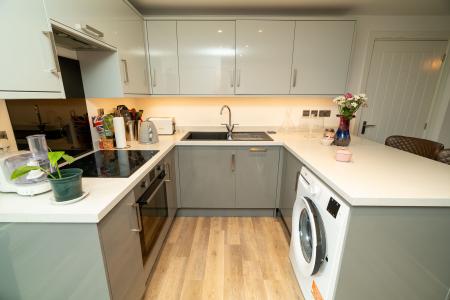 2 bedroom Flat for sale in Northumberland Close, North Shields, NE30