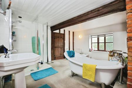 4 bedroom Semi-detached house for sale in Bridle Lane, Cold Ashby, NN6