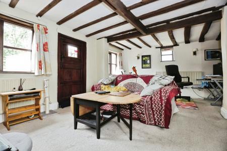 4 bedroom Semi-detached house for sale in Bridle Lane, Cold Ashby, NN6