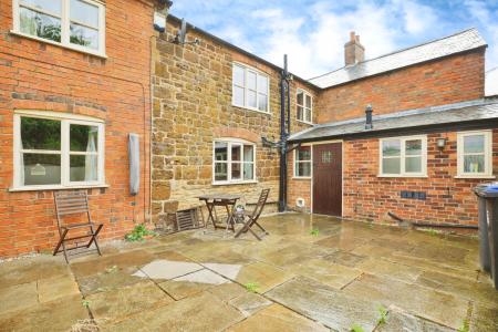 4 bedroom Semi-detached house for sale in Bridle Lane, Cold Ashby, NN6