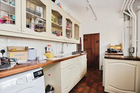 4 bedroom Semi-detached house for sale in Bridle Lane, Cold Ashby, NN6