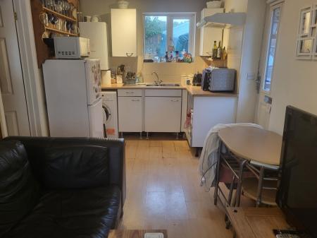 4 bedroom Detached house for sale in Collingcroft Close, East Hunsbury, Northampton, NN4