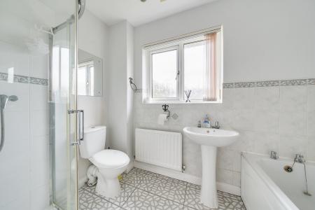 4 bedroom Detached house for sale in Collingcroft Close, East Hunsbury, Northampton, NN4