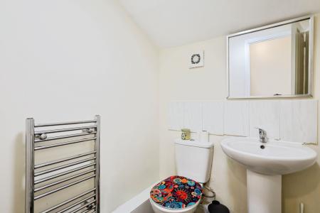 4 bedroom Terraced House for sale in Salisbury Street, Semilong, Northampton, NN2