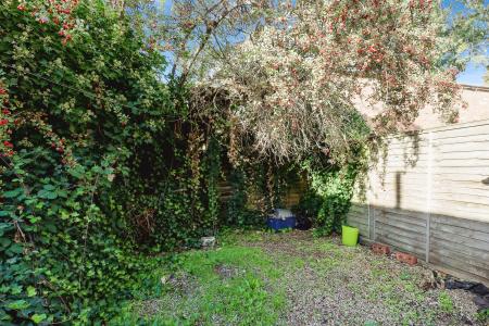 4 bedroom Terraced House for sale in Salisbury Street, Semilong, Northampton, NN2