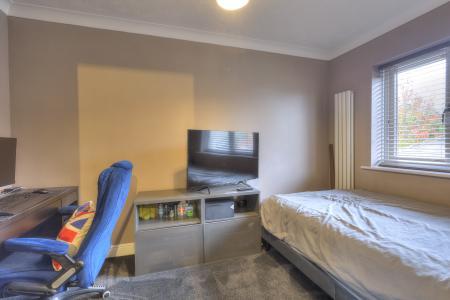 4 bedroom Detached house for sale in Brunell Drive, Upton, Northampton, NN5