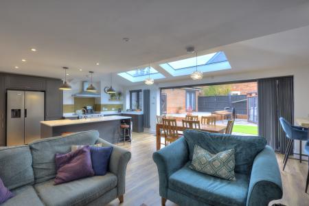 4 bedroom Detached house for sale in Brunell Drive, Upton, Northampton, NN5