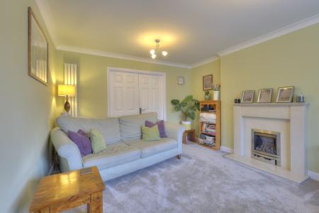 4 bedroom Detached house for sale in Brunell Drive, Upton, Northampton, NN5