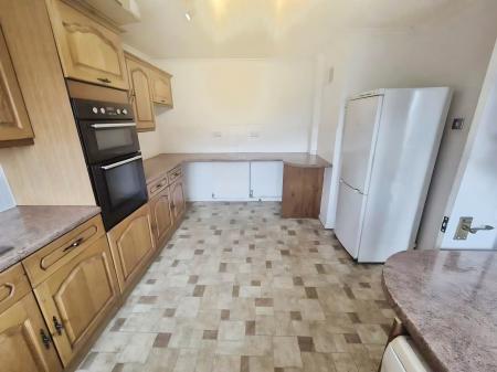 3 bedroom Terraced House to let in Ploughmans Holt, Southam, Warwickshire, CV47
