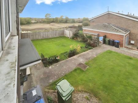3 bedroom Terraced House to let in Ploughmans Holt, Southam, Warwickshire, CV47