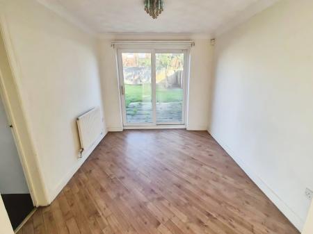 4 bedroom Detached house to let in Rufford Avenue, Abington Vale, Northampton, NN3