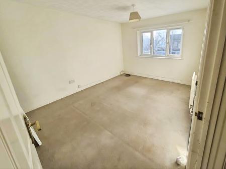 4 bedroom Detached house to let in Rufford Avenue, Abington Vale, Northampton, NN3