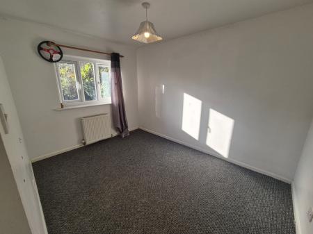 2 bedroom Semi-detached house to let in Winnington Close, Rectory Farm, Northampton, NN3