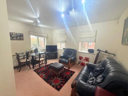 2 bedroom Flat to let in Henry Bird Way, Southbridge, Northampton, NN4