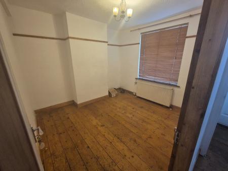 3 bedroom Terraced House to let in Baker Street, Semilong, Northampton, NN2