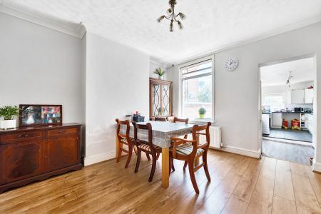 3 bedroom Terraced House for sale in Perry Street, Abington, Northampton, NN1