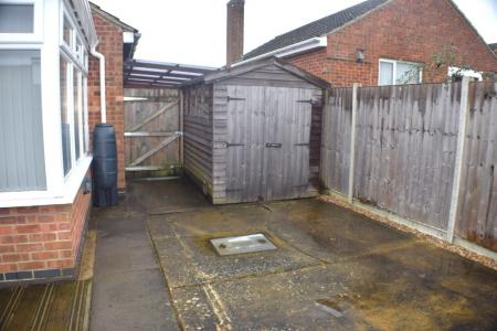 2 bedroom Bungalow to let in Holmwood Close, Duston, Northampton, NN5
