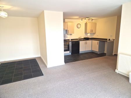 2 bedroom Flat to let in Woolmonger Street, Town Centre, Northampton, NN1