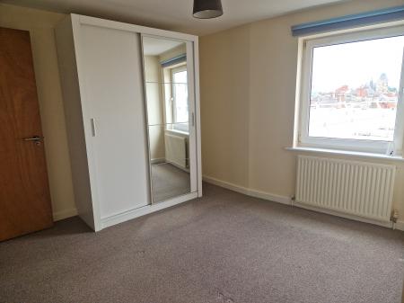2 bedroom Flat to let in Woolmonger Street, Town Centre, Northampton, NN1