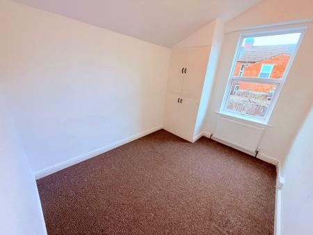 3 bedroom Terraced House to let in Althorpe Road, St. James, Northampton, NN5