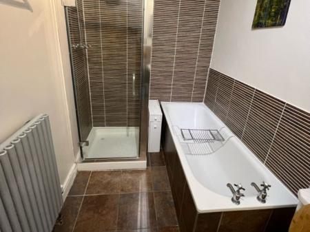 3 bedroom Terraced House to let in Ashburnham Road, Northampton, NN1