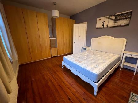 3 bedroom Terraced House to let in Ashburnham Road, Northampton, NN1