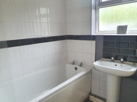 2 bedroom Flat to let in Montague Crescent, Duston, Northampton, NN5